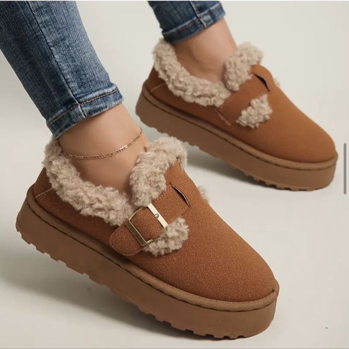 Класнючі теплі уггі чобітки