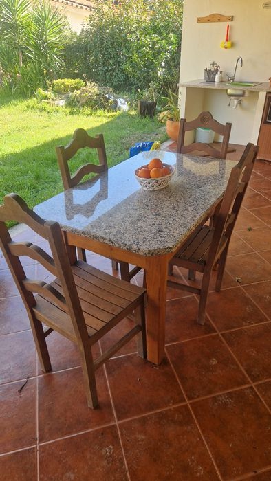 Mesa jardim/churrasqueira