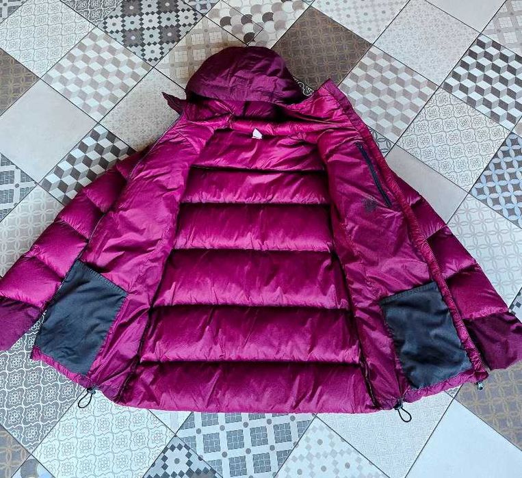 Пуховик женский Forclaz Decathlon размер XS 90% пух 10% перо