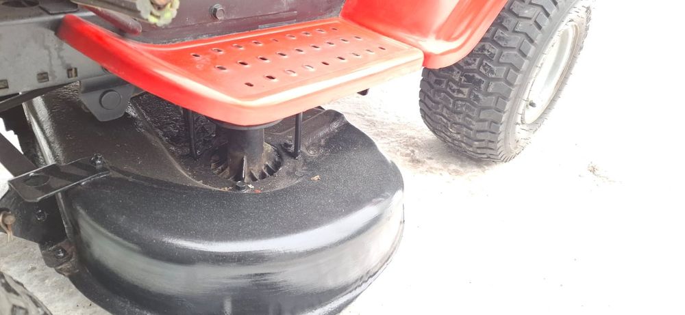 Traktorek kosiarka by Husqvarna