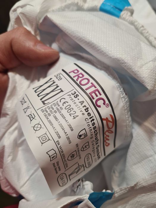 Kombinezon chroniący przed chemikaliami XXXL
