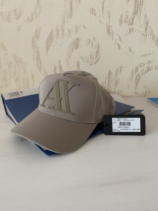 Бейсболка Armani Exchange бежевого кольору