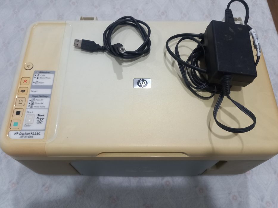 Impressora HP DeskJet F2280 – Funciona (precisa dos cartuchos)