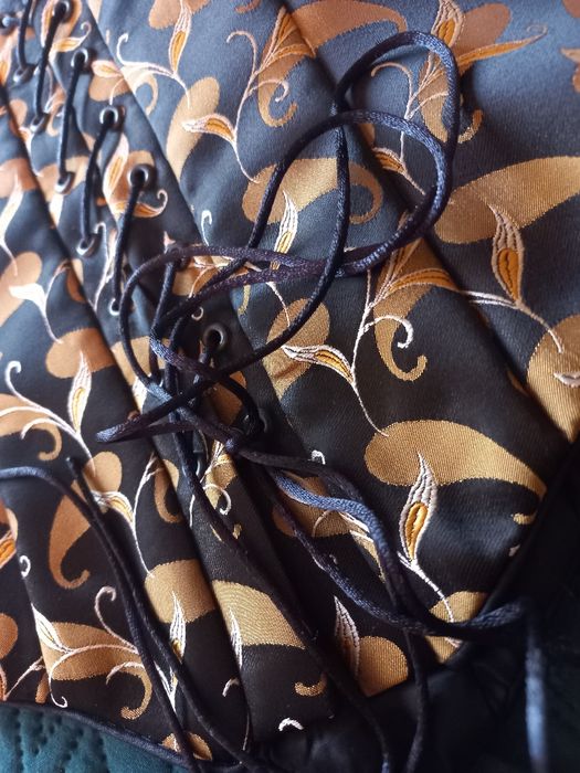 Gorset sznurowany rozm.36/S