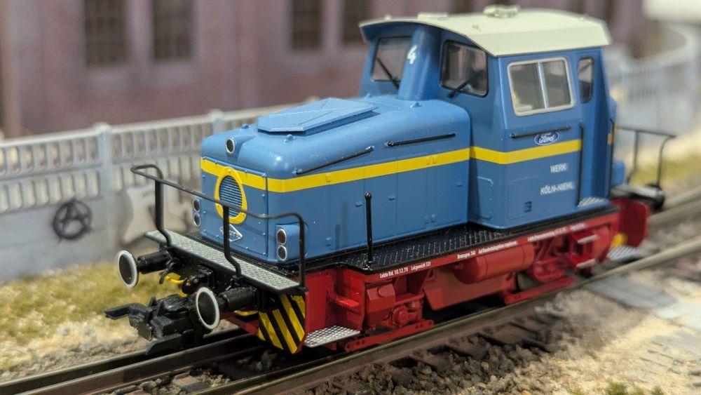 ESU lokomotywa KG230 H0