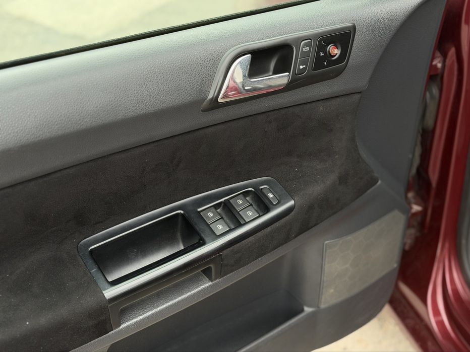 VOLKSWAGEN POLO 2007 року, 1.4 бензин, механіка, передній привід.
