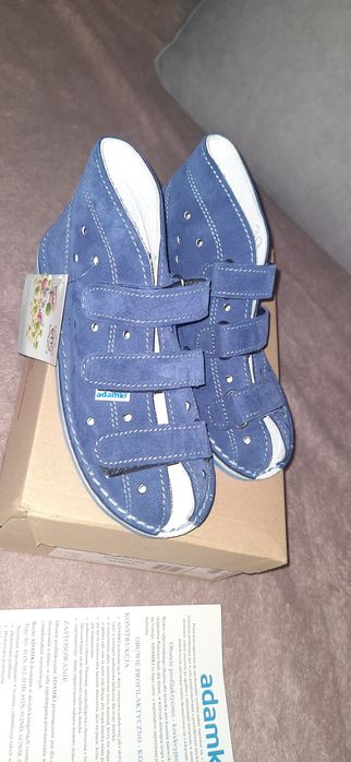 Buty kapcie Adamki 30