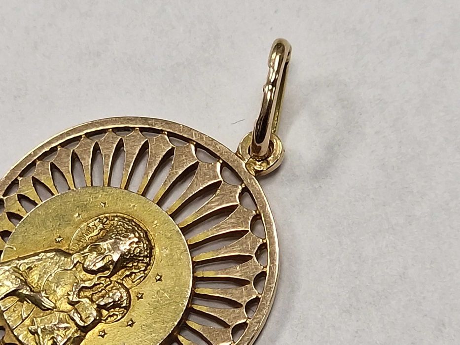 WARMET! Złoty medalik / wisiorek/ Maryjka/ 585/ 4.57 gram/ 1963-86