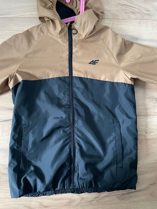 Kurtka wiatrówka 4F dla chłopca rozm 152