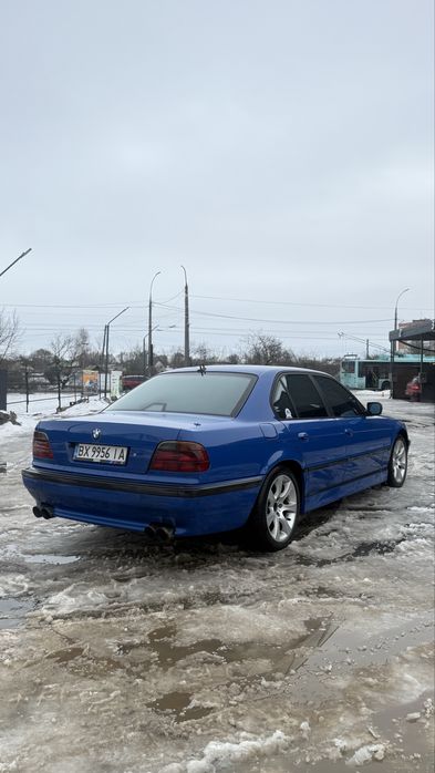 Продам бмв е38 730д М57