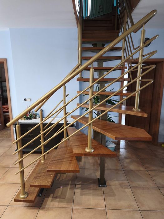 Sprzedam schody zabiegowe