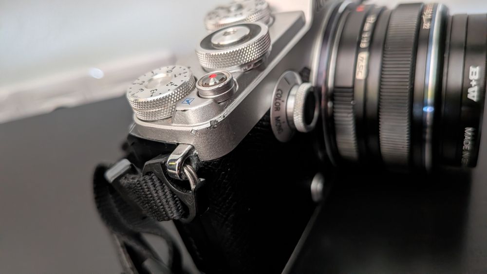 Olympus Pen F com objetiva 17mm