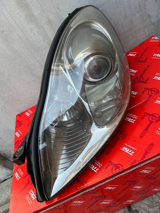 Фара Lexus SC 430 рестайлинг 2006-