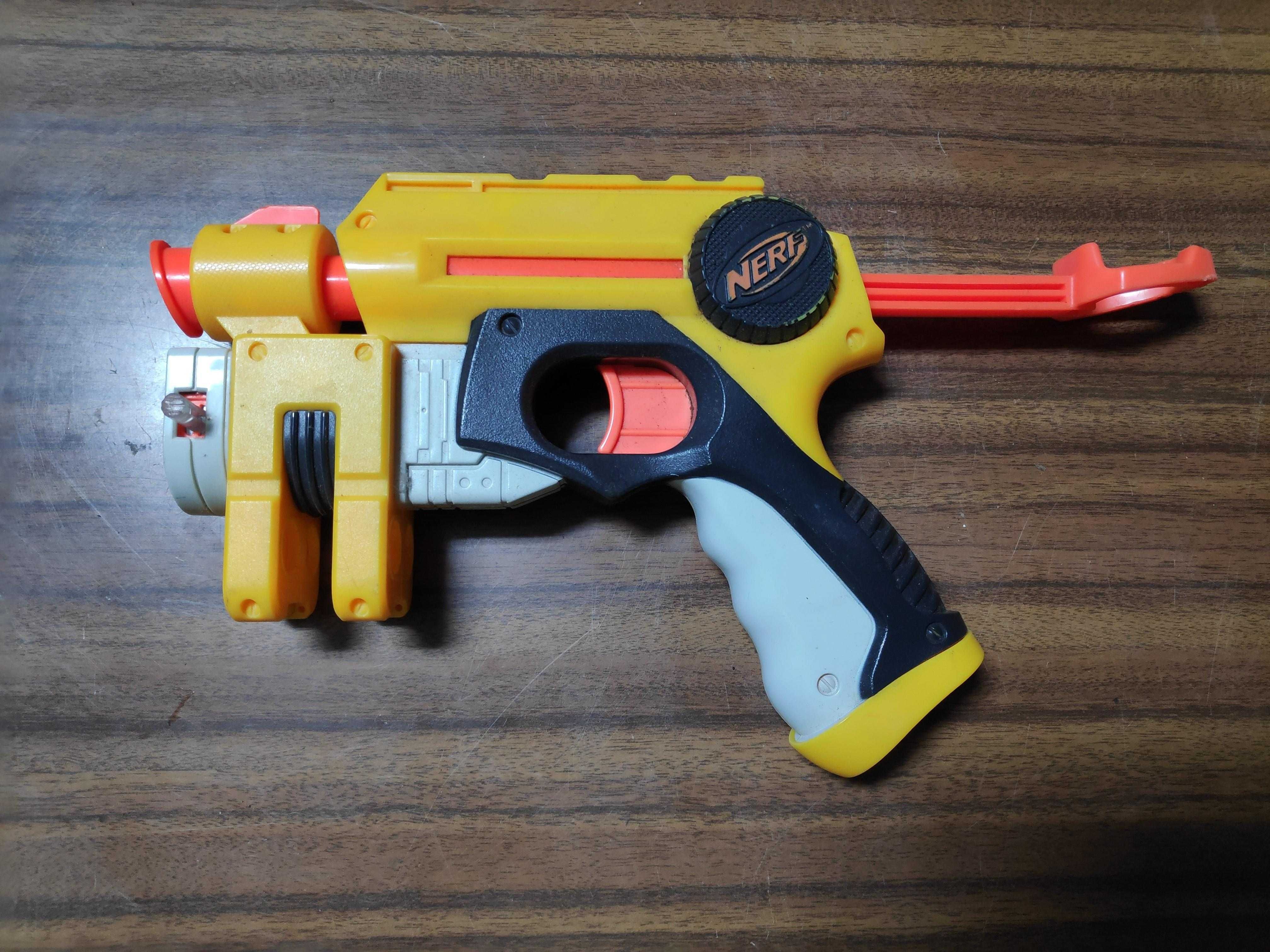 Nerf com mira e apoio Queluz E Belas • OLX Portugal