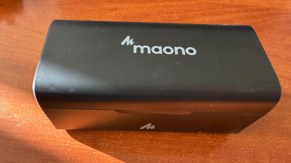 Мікрофонна радіосистема Maono WM821