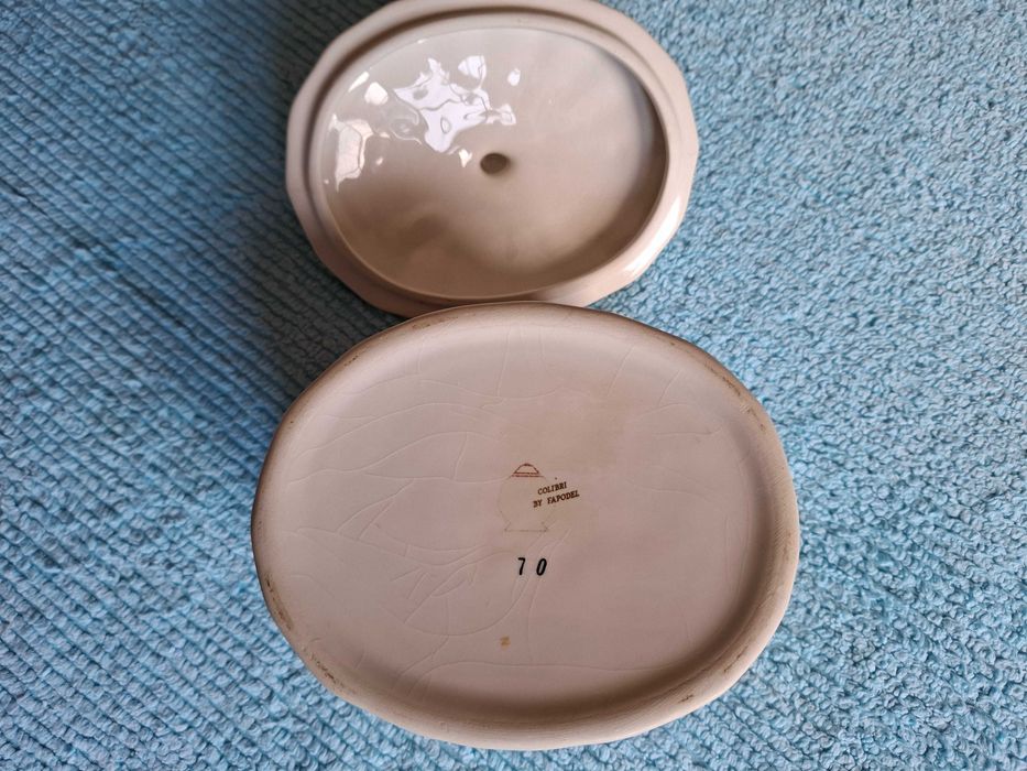 Porcelana de Alcobaça (motivos florais)