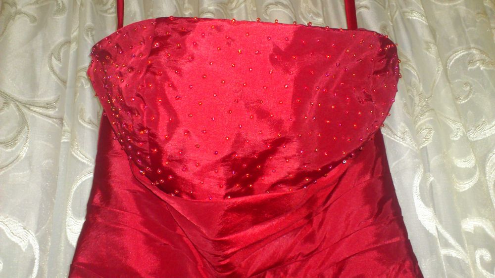 платье вечернее красное длинное КРАСИВОЕ на размер 44- 46 - 48