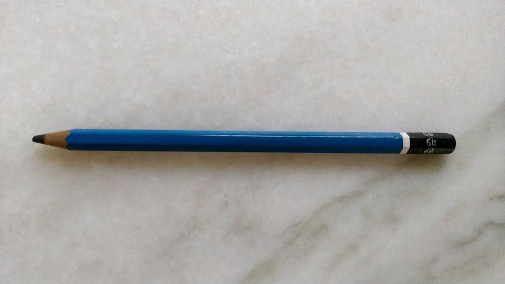 Lápis 6B Staedtler