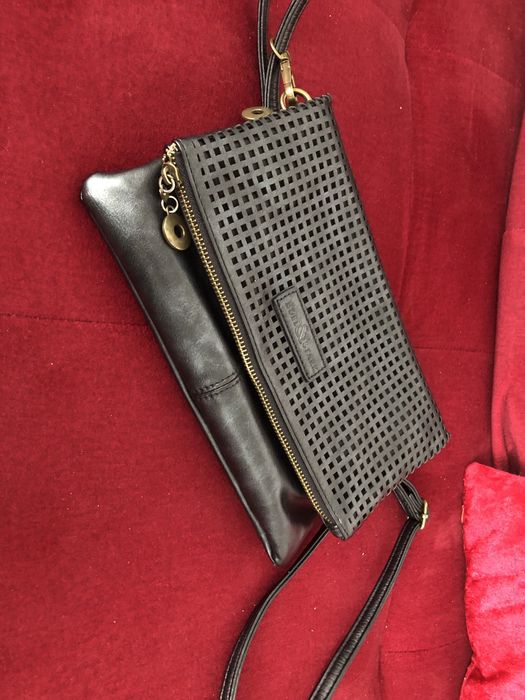 Funkcjonalna listonoszka torebka Deichmann