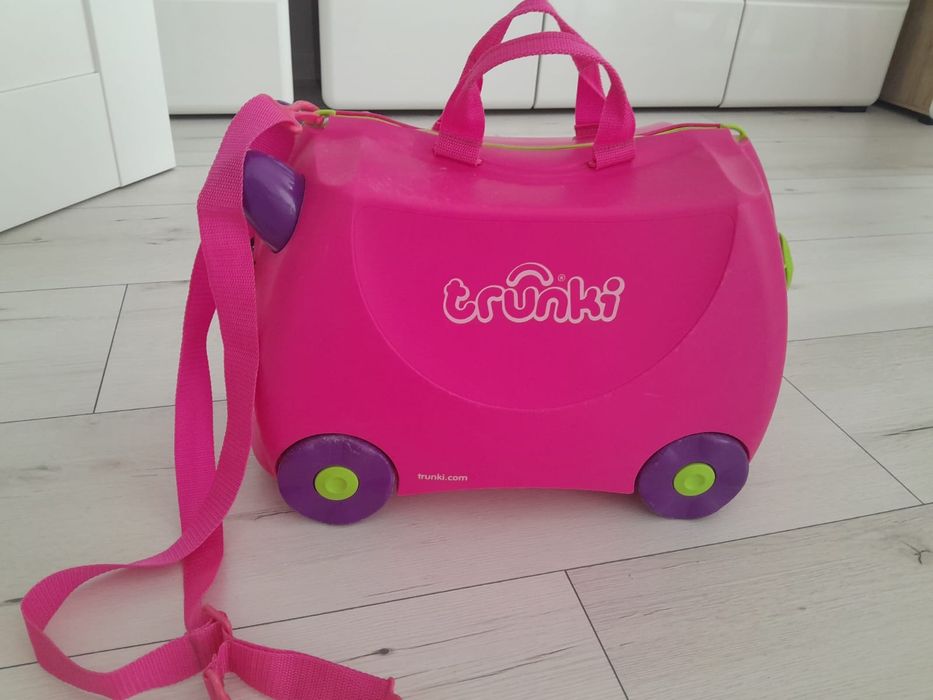 Walizka trunki jezdzik