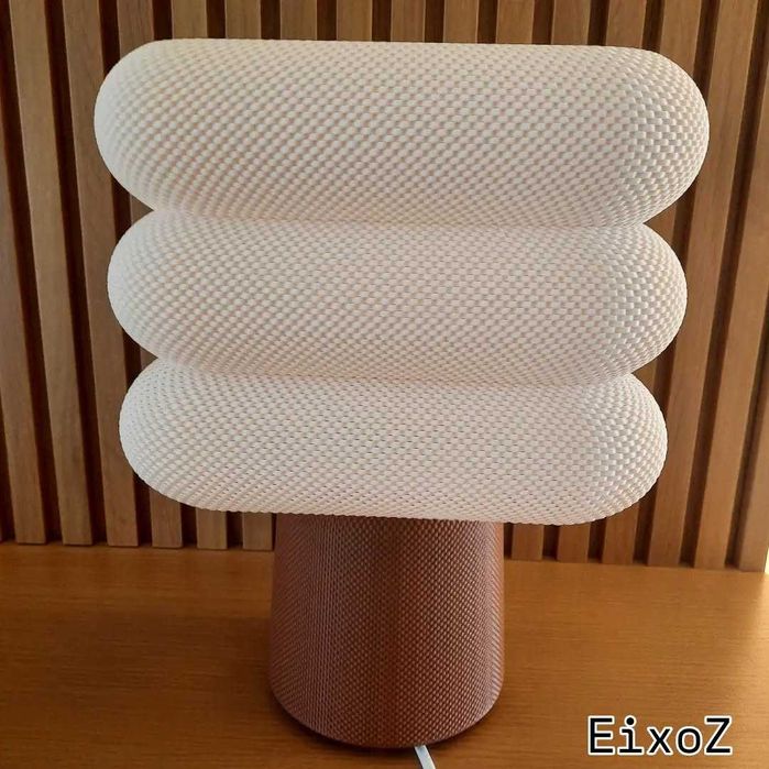Candeeiro de mesa E27 com Lâmpada LED - NOVO Ref: 003