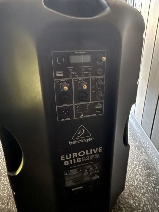 Behringer Eurolive B115 MP3