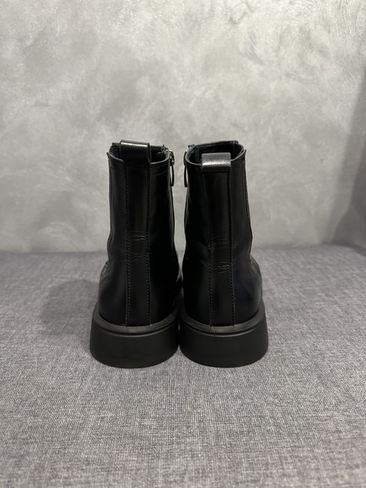 Класичні челсі чорні