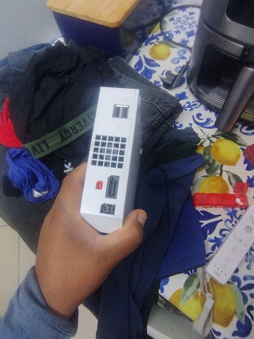 Wii com cabos para tv