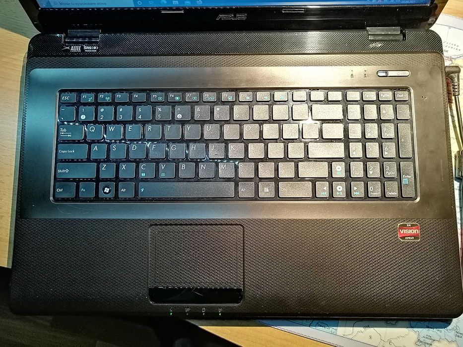 Asus 17,3, 4 rdzeniowy AMD, SSD Nowy, X72DY Laptop