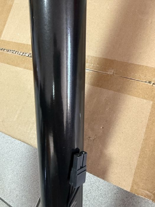 Confetis eletricos de 80 cm ( caixa 20 unidades )