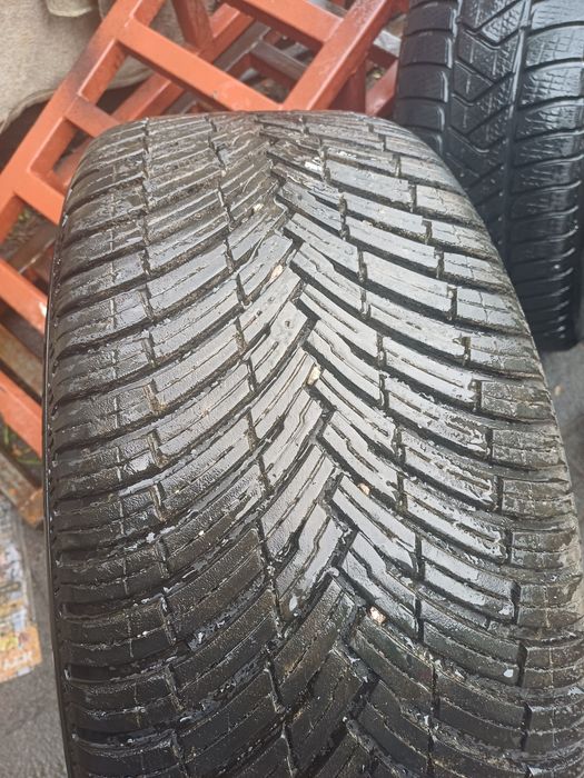 245/45/19 pirelli wielosezon