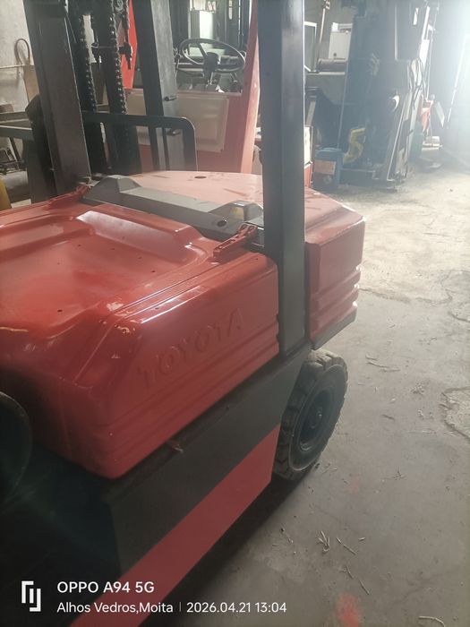 Empilhador Toyota 2.5 ton
