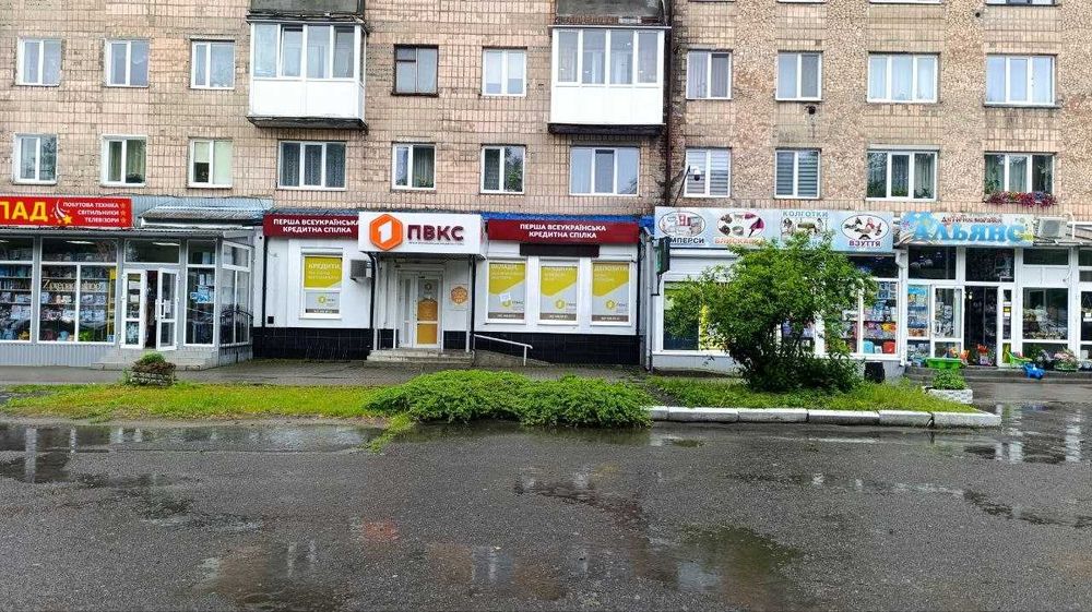 Вбудоване приміщення, площею 72,30 кв.м. м. Радивилів