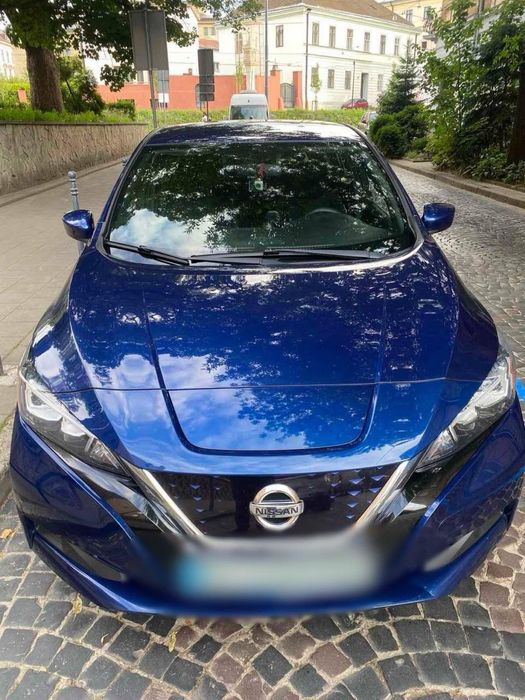 Продам Nissan Leaf 2018
