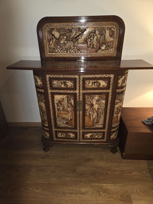 Movel garrafeira chines