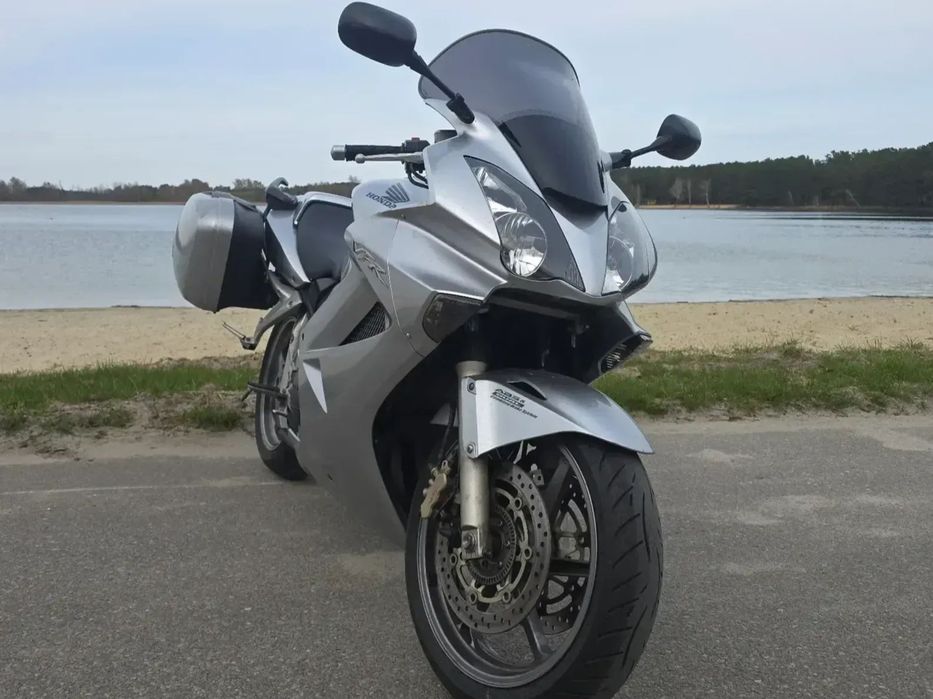 Honda VFR HONDA VFR 800 VTEC 2006 | POLIFT | Kufry