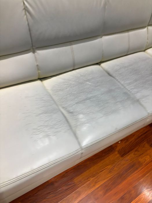 Sofa narożna ze skóry