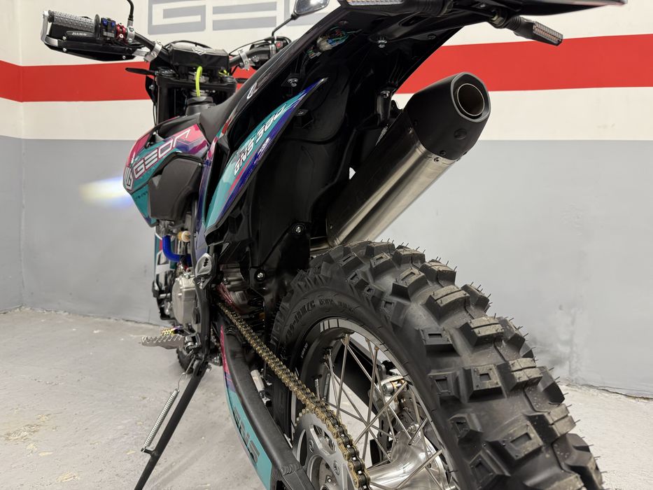 Ендуро GEON Dakar GNS300R