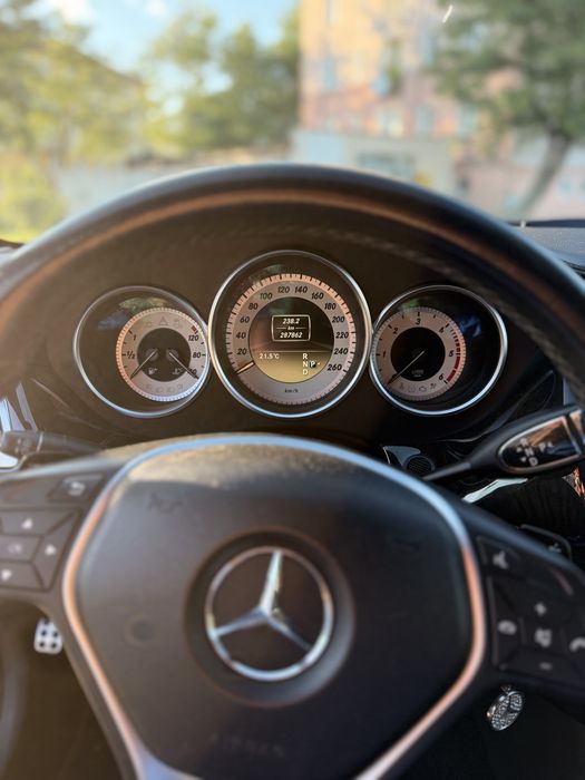 Mercedes cls  2011r ZAMIANA / Bus