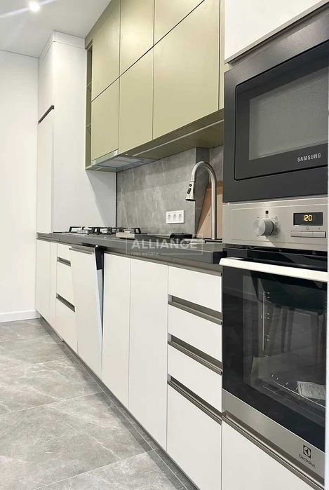 Здаєтья в оренду  1-кімнатна квартира повністю укомплектована.