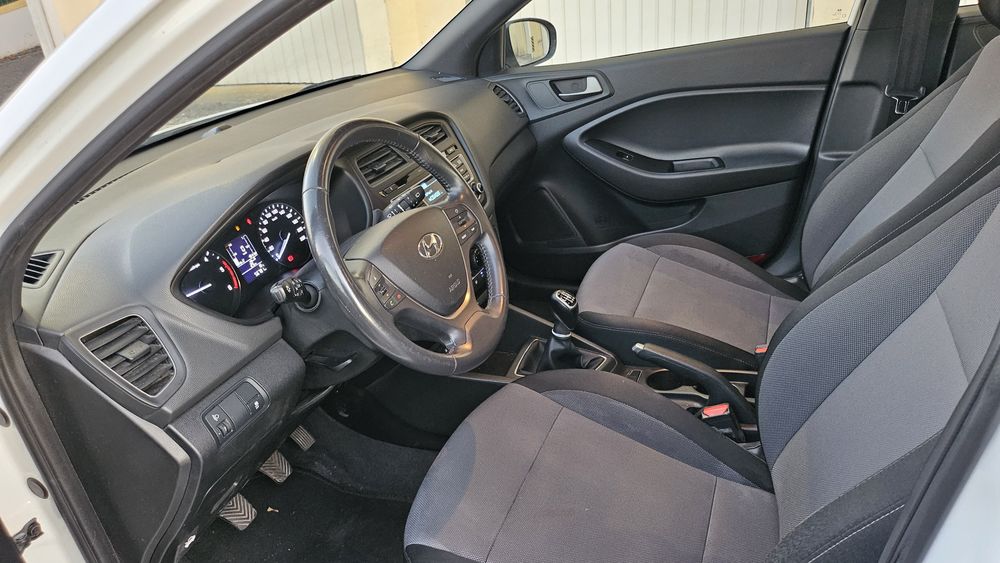 Hyundai i20 crdi único dono 57 mil km