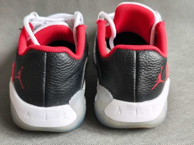 - Nike Air Jordan 11 CMFT Low - Sneakersy r. 40