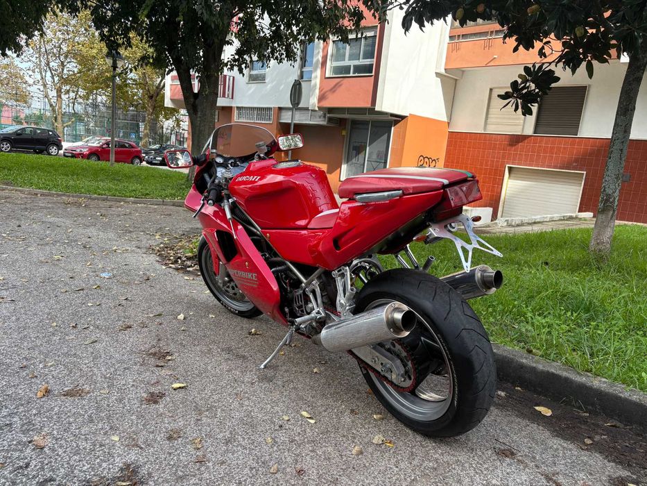 Ducati 888 Strada