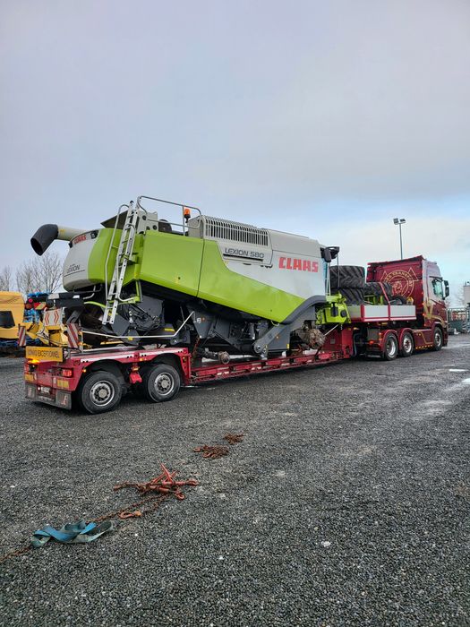 Transport kombajnów sieczkarni opryskiwaczy forwarder harvester domków
