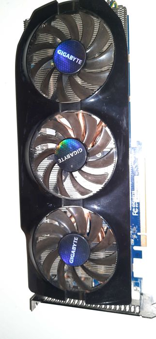 Відеокарта Gigabyte Radeon HD7950