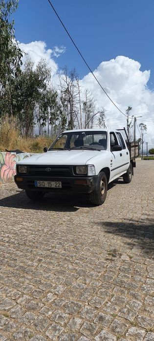 Toyota Hilux 2.4 D LN85LP Double Cab