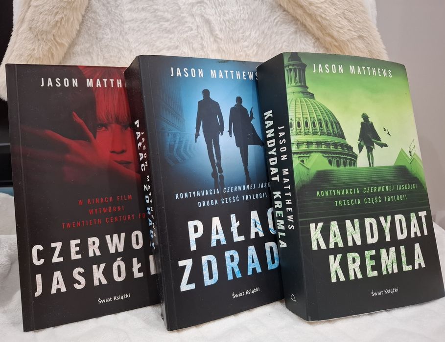 Trylogia kryminalna.