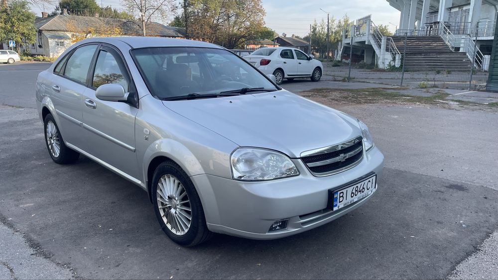 Продам Chevrolet-Lacetti