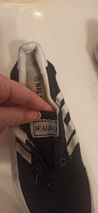 Trampki w rozmiarze 38