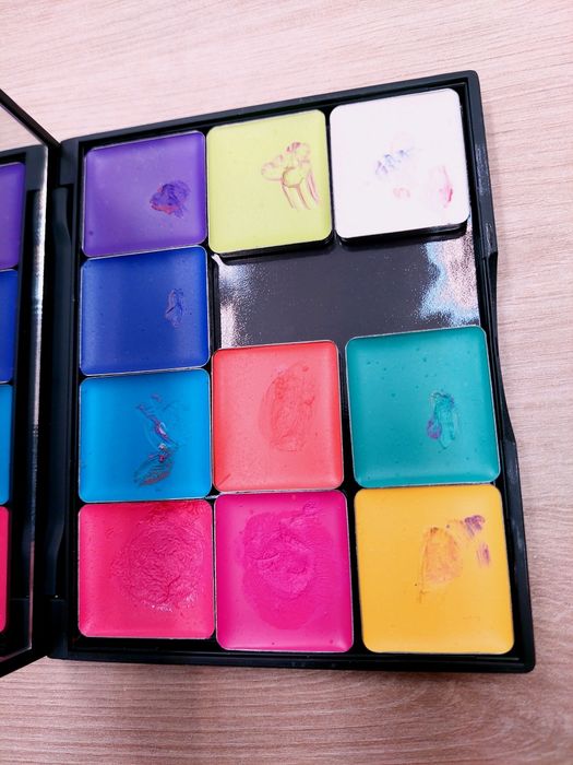 Paleta pomadek INGLOT